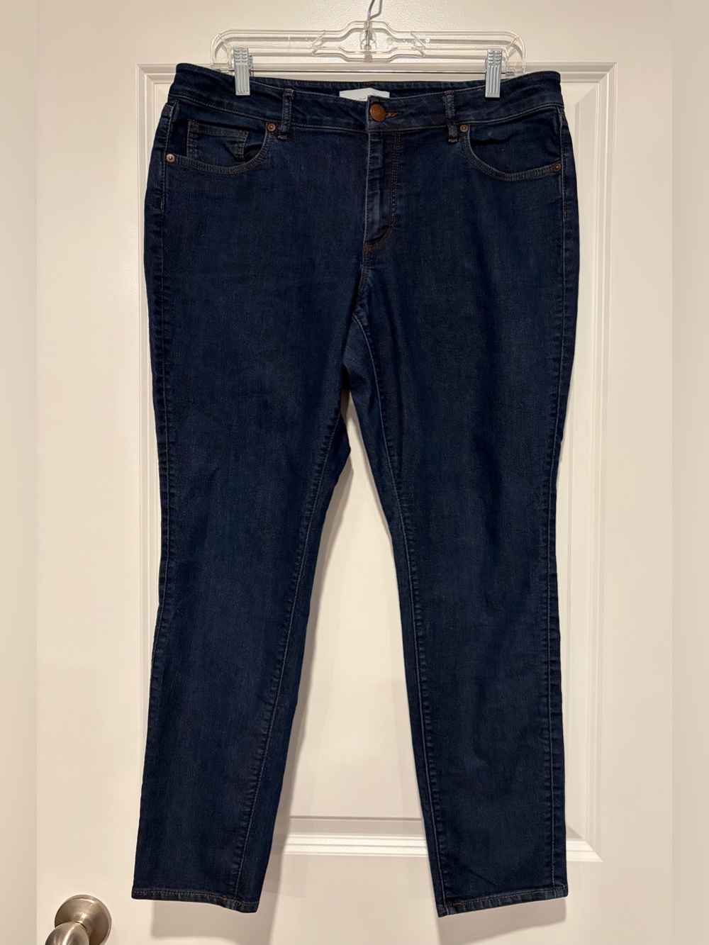 Loft Curvy Skinny Women’s Dark Wash Slim Straight Jeans - Navy Blue